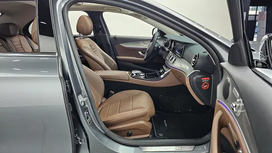 Mercedes-Benz E-Class W213 E200 2018 10