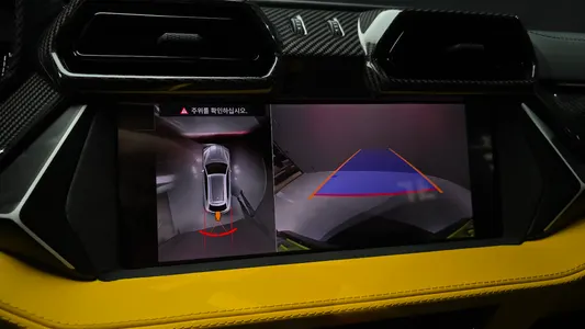 Lamborghini 우루스 4.0 V8 SE 2026 14