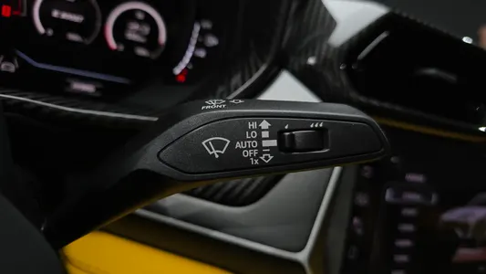 Lamborghini 우루스 4.0 V8 SE 2026 32