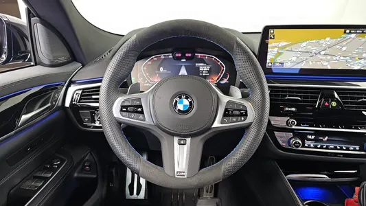 BMW 6 Series GT (G32) 630i xDrive M 2023 13