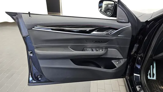 BMW 6 Series GT (G32) 630i xDrive M 2023 24