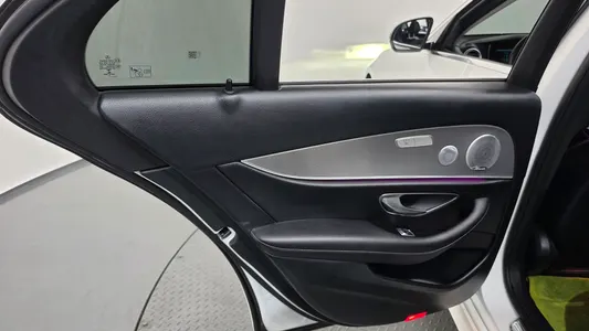 Mercedes-Benz E-Class W213 E300 AMG Line 2019 25