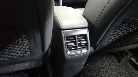 Kia Niro 2016 31