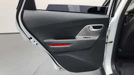 Kia 니로 플러스 2023 25