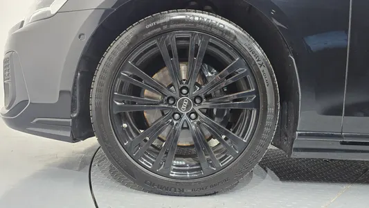 Audi A8 (D5) 50 TDI 2023 5