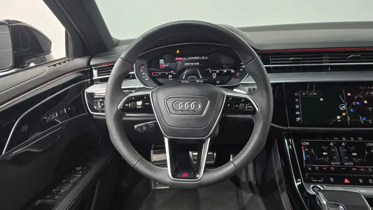 Audi A8 (D5) 50 TDI 2023 12