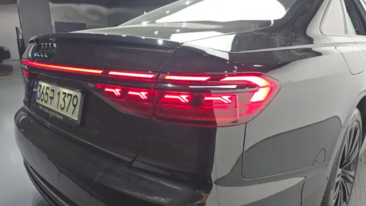 Audi A8 (D5) 50 TDI 2023 23