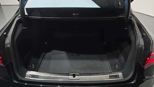Audi A8 (D5) 50 TDI 2023 29
