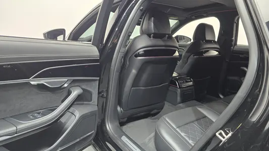 Audi A8 (D5) 50 TDI 2023 30