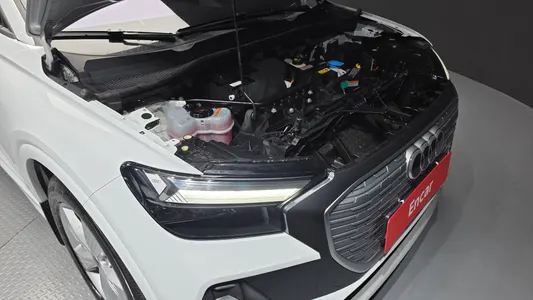 Audi Q4 e- (F4) 40 2022 6