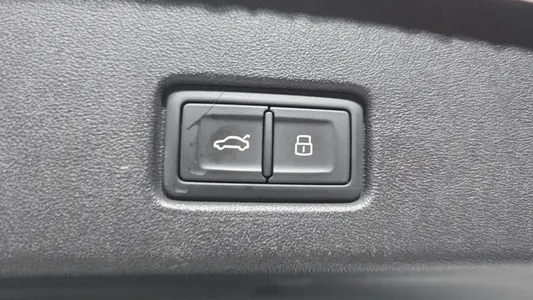 Audi Q4 e- (F4) 40 2022 16