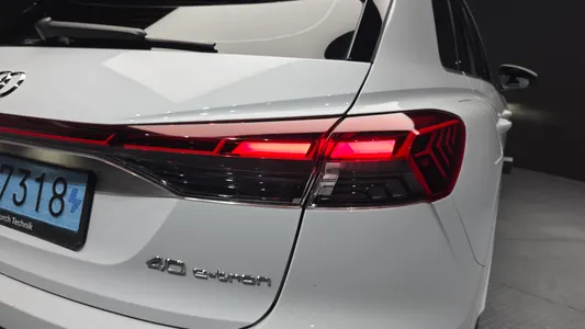 Audi Q4 e- (F4) 40 2022 23