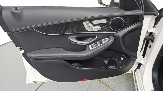 Mercedes-Benz C-Class W205 C220 d 4MATIC 2019 24