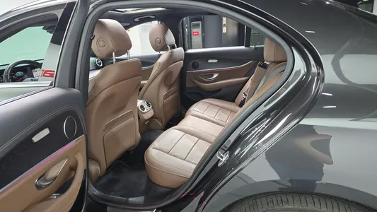 Mercedes-Benz E-Class W213 E250 2021 11