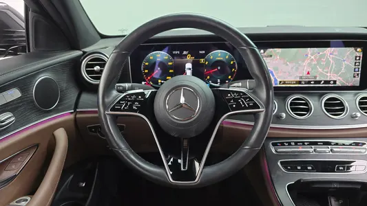 Mercedes-Benz E-Class W213 E250 2021 13