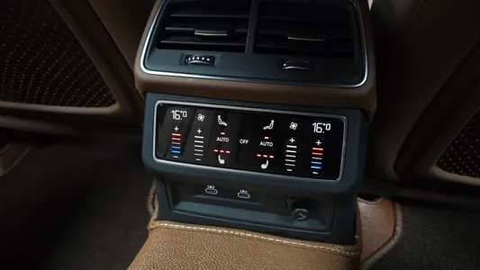 Audi A6 (C8) 40 TDI 2023 32