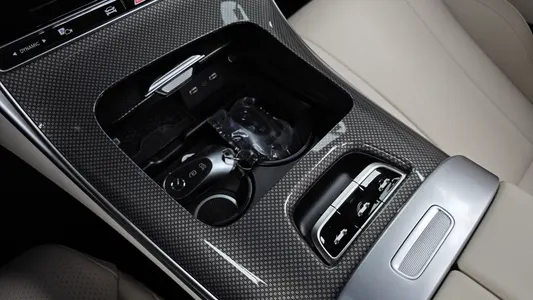 Mercedes-Benz CLE-Class C236 CLE200 2026 14