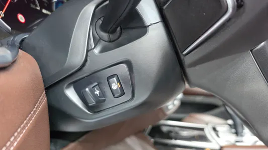 BMW 7 Series (G11) 740e i M 2019 29