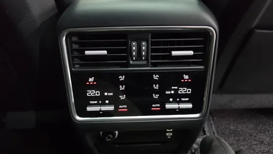 Porsche (PO536) 3.0 2021 17