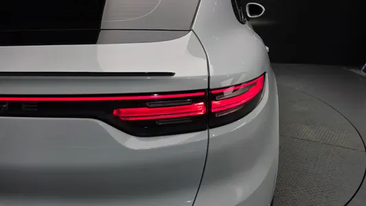 Porsche (PO536) 3.0 2021 23