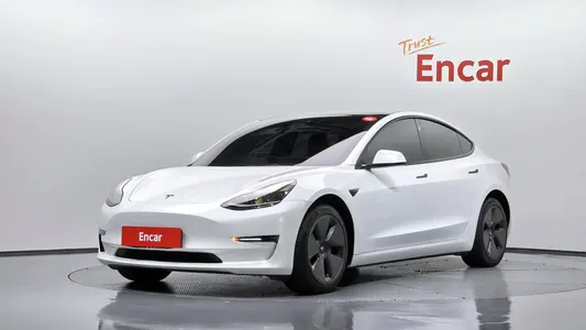 Tesla 3 AWD 2022