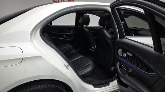 Mercedes-Benz E-Class W213 E400 4MATIC 2017 12