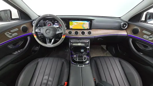 Mercedes-Benz E-Class W213 E220d 2018 7