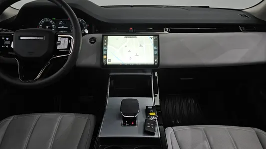 Land Rover 2 P250 S 2024 14