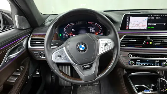 BMW 7 Series (G11) 750Li xDrive 2019 13