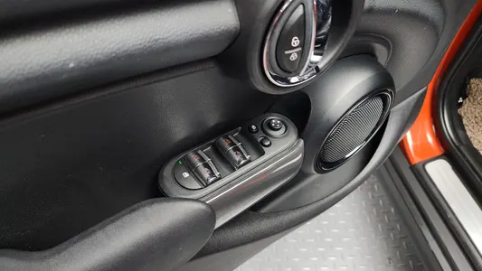 MINI 쿠퍼 5 2019 18