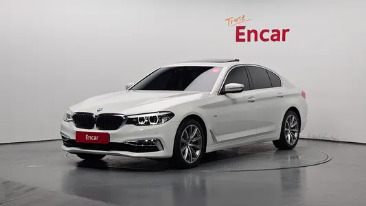 BMW 5 Series (G30) 520i 2018