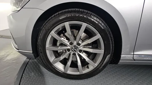 Volkswagen GT(B8) 2.0 TDI 2021 5