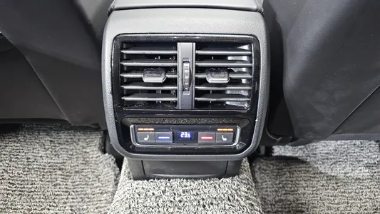 Volkswagen GT(B8) 2.0 TDI 2021 18