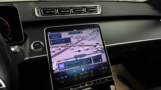 Mercedes-Benz S-Class W223 S450L 4MATIC 2024 14