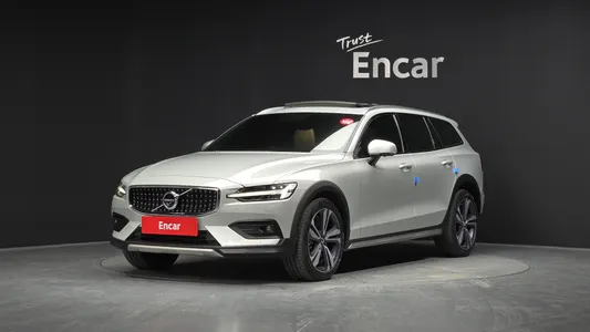 Volvo V60 2 B5 AWD 2021