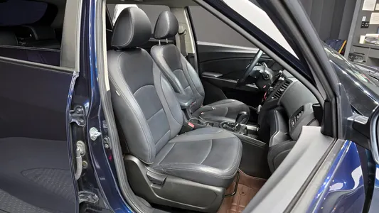 KG Mobility Tivoli VX 2WD 2017 12