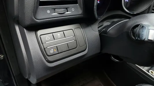 KG Mobility Tivoli VX 2WD 2017 15