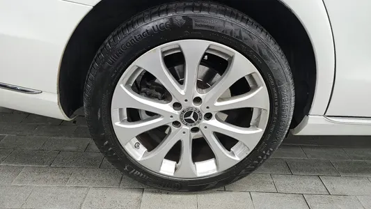 Mercedes-Benz E-Class W213 E300 4MATIC 2019 5
