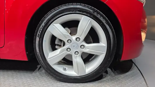 Hyundai 벨로스터 2011 5