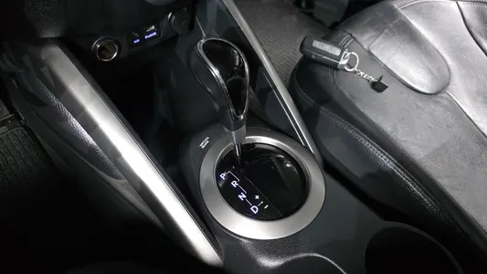 Hyundai 벨로스터 2011 9
