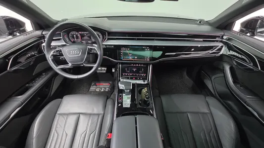 Audi A8 (D5) 55 TFSI LWB 2019 7