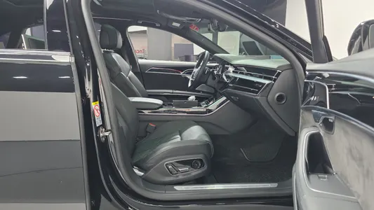 Audi A8 (D5) 55 TFSI LWB 2019 11