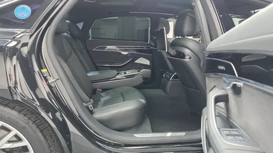 Audi A8 (D5) 55 TFSI LWB 2019 12