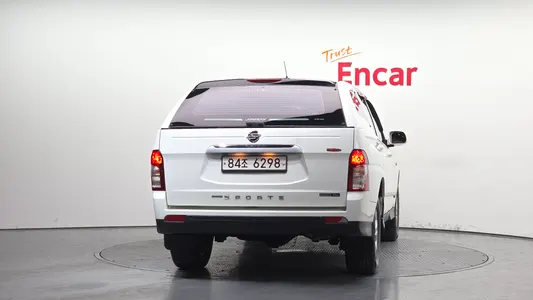 KG Mobility 코란도 스포츠 2.2 CX7 4WD 2017 4
