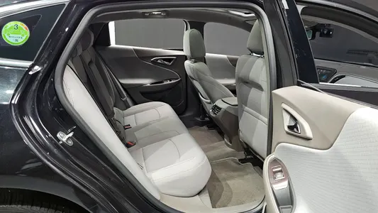 Chevrolet 말리부 1.5 LS 2016 12