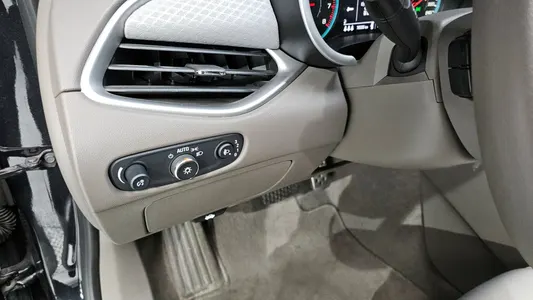 Chevrolet 말리부 1.5 LS 2016 16