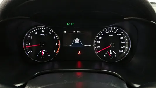 Kia K3 2 1.6 2022 8