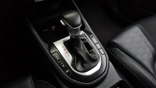 Kia K3 2 1.6 2022 9