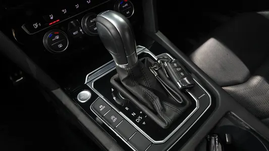 Volkswagen 아테온 2.0 TDI 2019 9