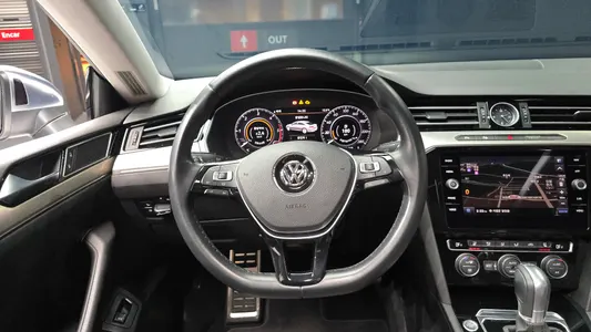 Volkswagen 아테온 2.0 TDI 2019 13